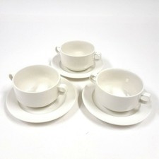 Set Di Tazze E Saucer In