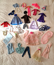 Grosso lotto nº 2  abiti