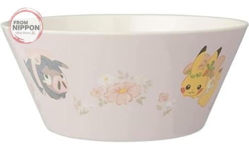 Pokemon center pikachu - center, lechonk