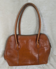 Vera Pelle Leather Shoulder