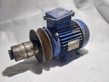 motore elettrico trifase  kw 1.1 hp 1.5  1380 giri 230 /400 ( tre fasi ) 4 poli