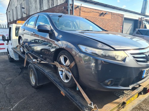 Faro honda accord mk8 - honda,