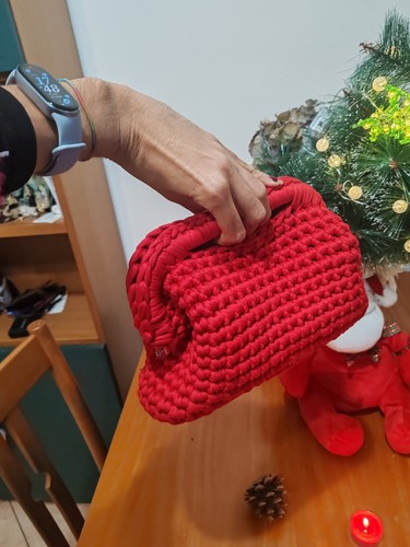 Clutch fatta mano - a,