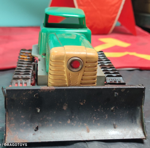 Trattore giocattolo vintage - trattore,