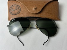 OCCHIALI DA SOLE E CUSTODIA