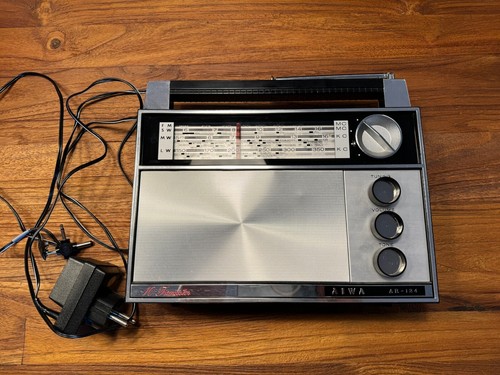 Aiwa 124 radio - ar-124, a