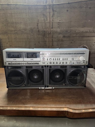 Sharp gf777 1980 boombox - sharp,
