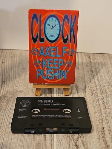 Clock axel keep pushin - clock, f