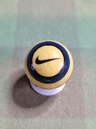 Pallone invernale giallo