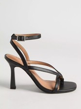 Sandali tacco alto, numero