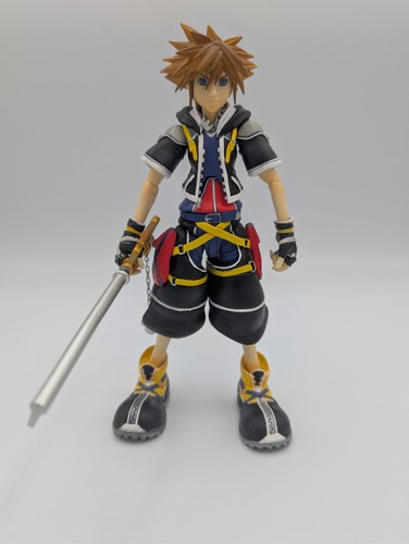 Kingdom hearts play arts - play,