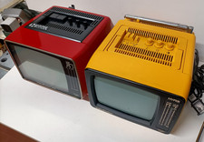 2 TV PORTATILI VINTAGE HYPER