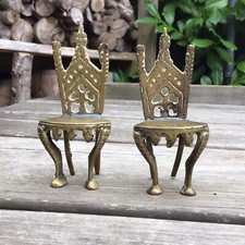 Coppia di vecchie sedie