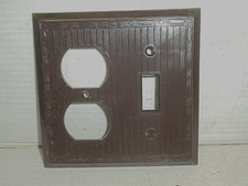 1 Old Vintage Fancy Ribbed