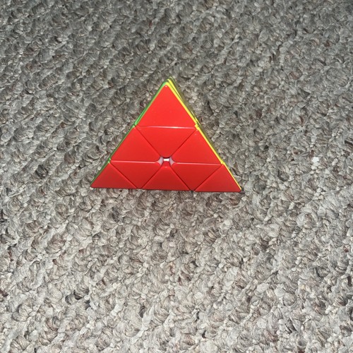 Puzzle triangolo piramince - triangolo,
