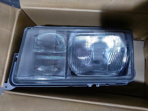 Faro anteriore 440-1114L-LD-E