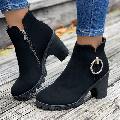 Stivaletti donna zip misura