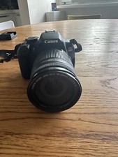 macchina fotografica digitale canon EOS 650D con obbiettivo 18:200 / 3,5 - 5,6 