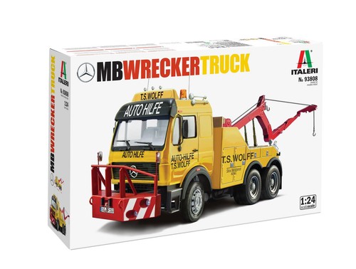 Italeri wrecker truck - 1:24,