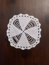 Centrino vintage realizzato a