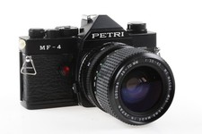 PETRI MF-4 con Cosina 35-70 mm