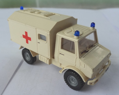 Ech roco ambulance - ho,
