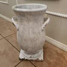 Vaso urna alta base quadrata