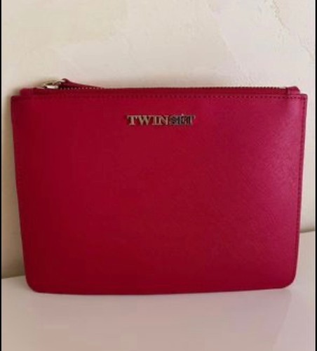 TWINSET