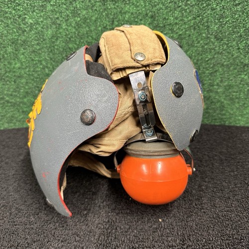 Casco resistente agli urti