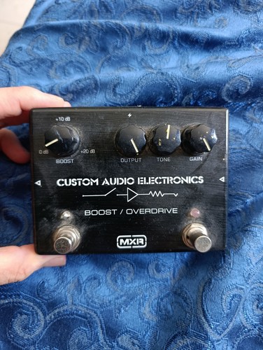 Mxr mc402 boost overdrive - mc402, boost/overdrive