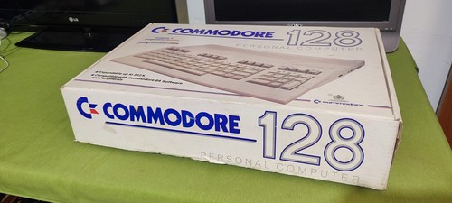 Commodore 128 c128 - commodore,