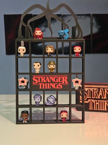 Espositore stranger things - espositore,