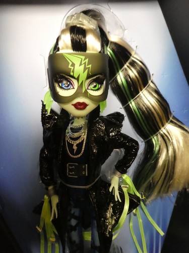 Bambola monster high haunt - high,