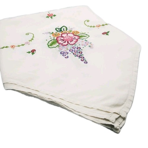 Vintage square embroidered - square,