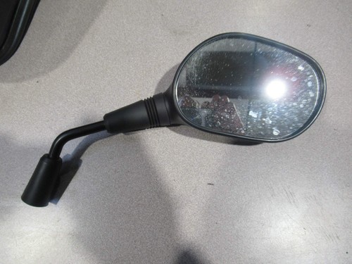 Specchietto retrovisore destro