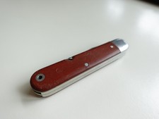 Coltello militare svizzero