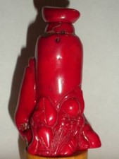 Scultura bottiglia in corallo