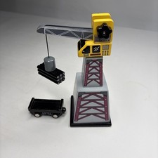 gru in legno per treni