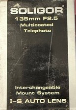 Teleobiettivo Soligor 135mm F2.5 Multicoated I/S Auto Lens Adatto a vari LN come nuovo