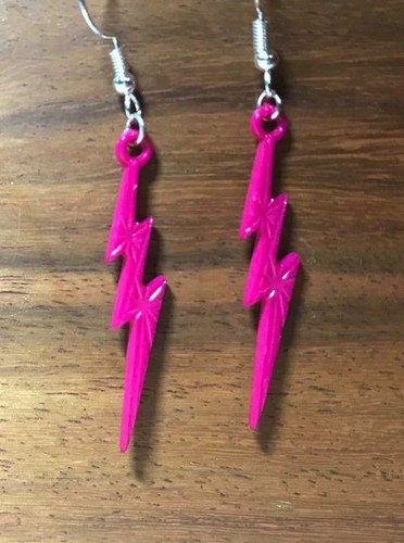 Orecchini bullone rosa