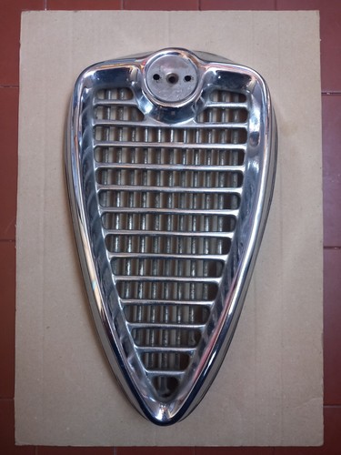 Scudo centrale alfa romeo - scudo,