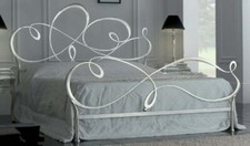 LETTO MATRIMONIALE IN FERRO BATTUTO IN VERA FOGLIA ARGENTO O LACCATI (FLO)
