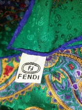 FENDI – Foulard vintage in