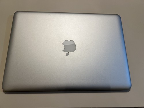 Apple macbook 3 - apple,
