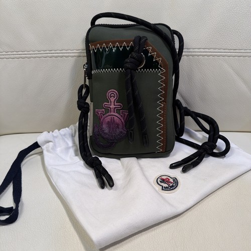 Custodia telefono moncler - custodia,
