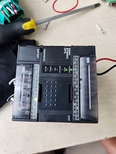 Omron CP1L-L20DT-D Unità di