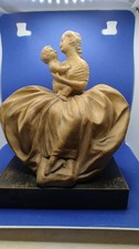 Dama damina in ceramica gres
