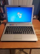 Sony VAIO VPCYB15KX Netbook