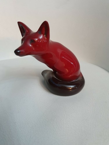 Volpe royal flambe seduto - flambe,