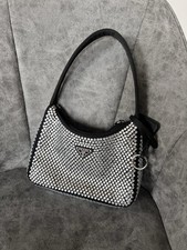 Borsa a tracolla Prada Re-Edition 2000 Crystal Hobo Bag in raso